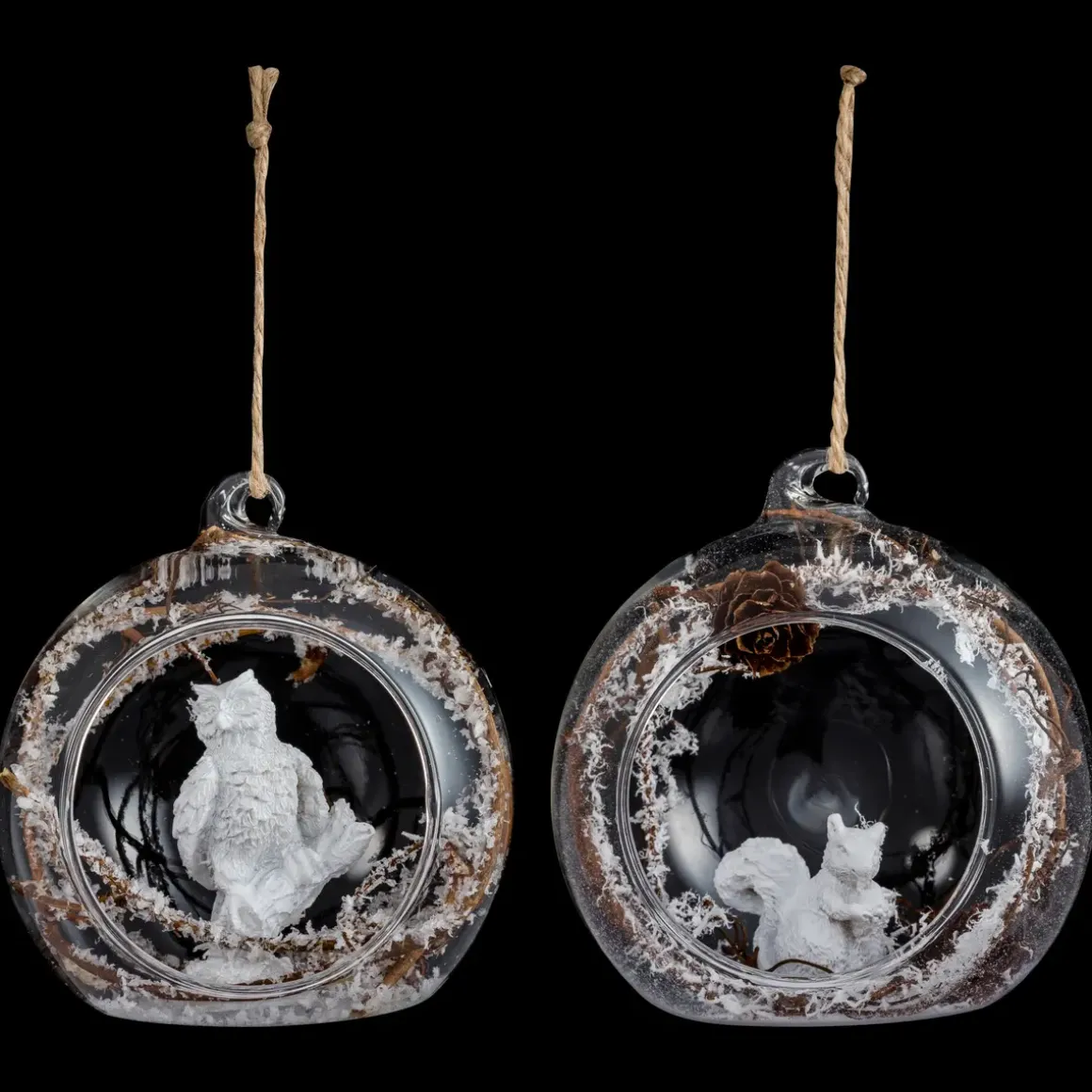 BOULE DE NOEL OUVERTE VERRE AVEC ECUREUIL 8CM