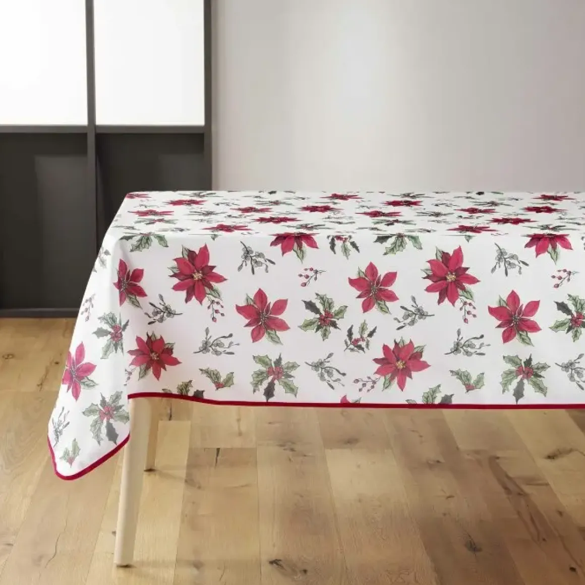 NAPPE RECTANGLE 150X240CM POLYESTER IMPRIME AMARYLLIS